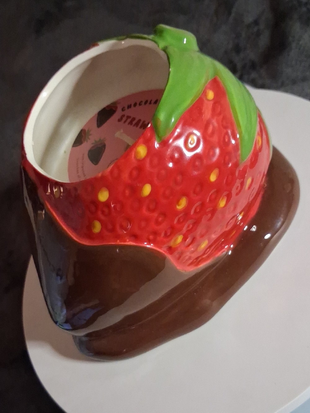 CHOCOLATE COVERED STRAWBERRY CERAMIC CANDLE SMALLS JUST LIKE IT! NWT!